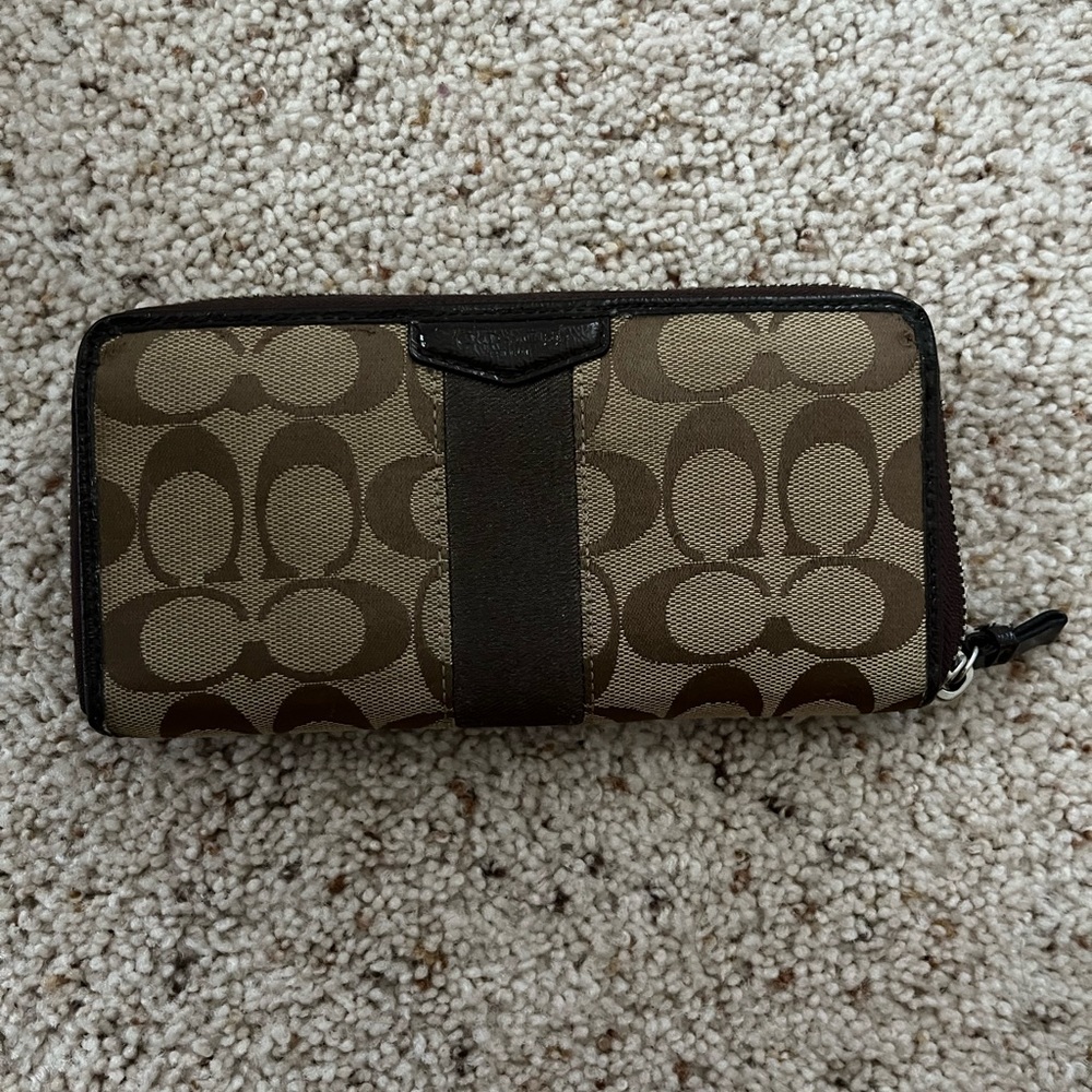 Coach wallet